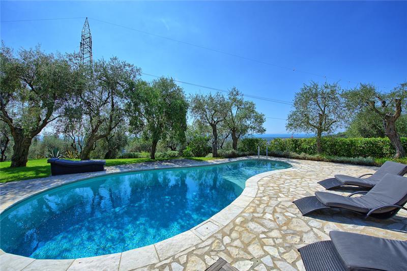 Villa in Tuscany, photograph 3