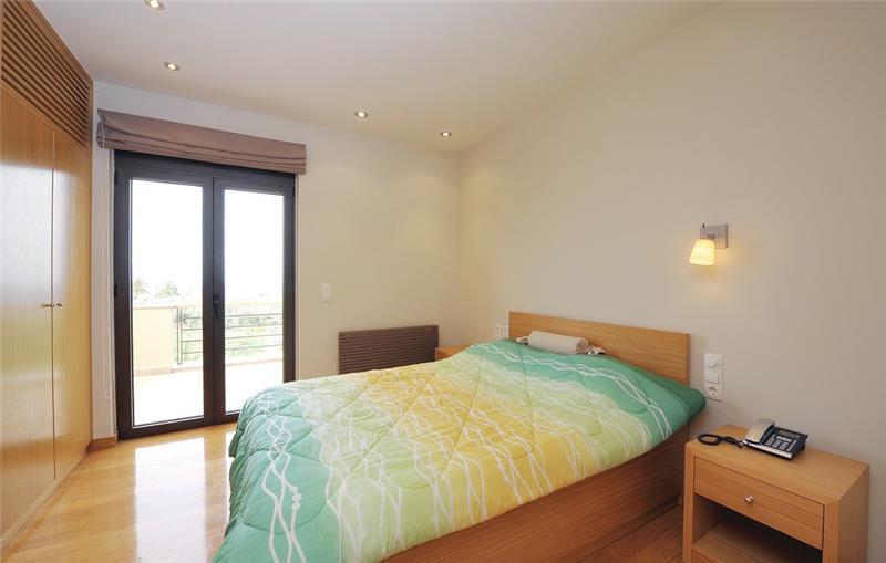 Sea-view villa in Rethymno, photograph 21