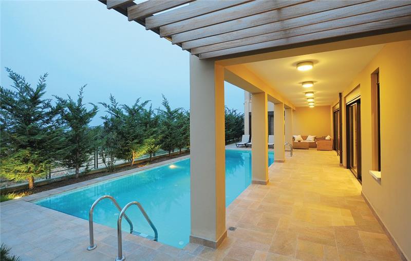 Sea-view villa in Rethymno, photograph 2