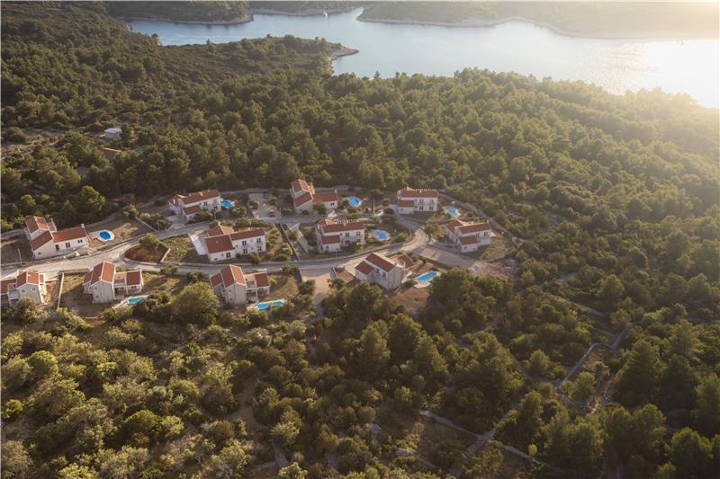 Sea-view villa in Stari Grad (Hvar), photograph 3