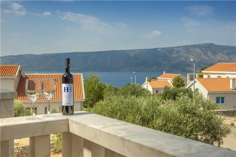 Sea-view villa in Stari Grad (Hvar), photograph 7