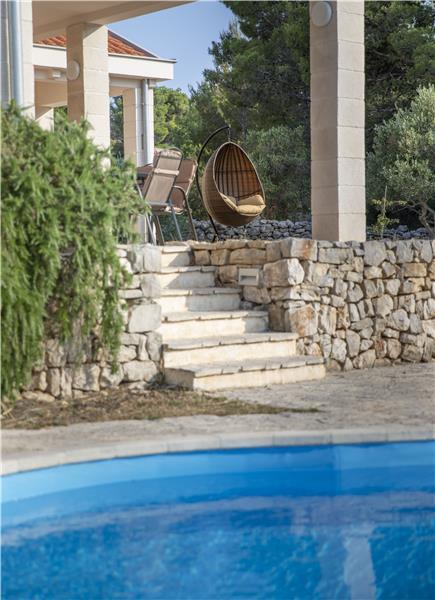 Sea-view villa in Stari Grad (Hvar), photograph 24
