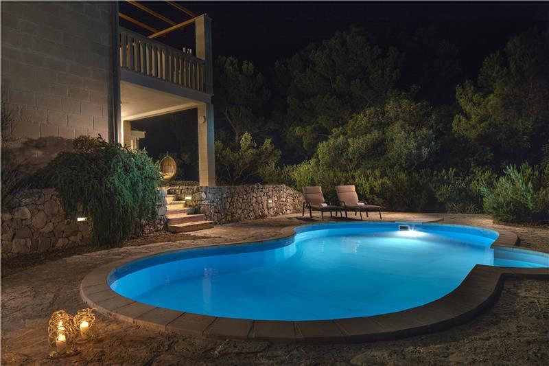 Sea-view villa in Stari Grad (Hvar), photograph 23