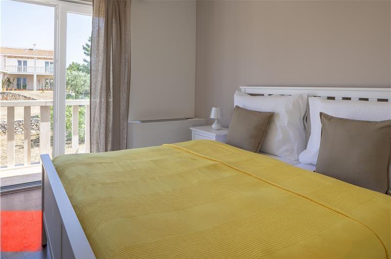 Selection of 3-Bedroom Villas with Pool and Sea view near Stari Grad, Hvar Island, Sleeps 6-8 