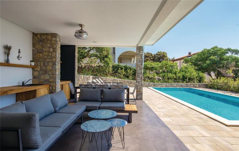 Sea-view villa in Pag Island, photograph 4