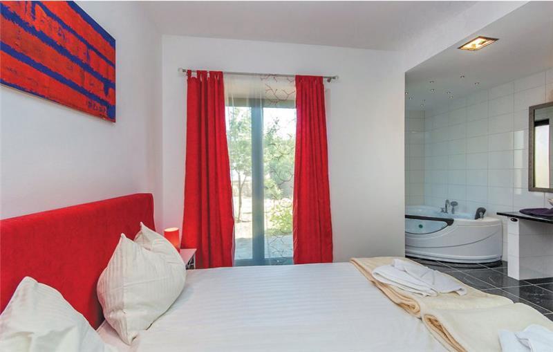 7 Bedroom Villa with Pool on Rab Kampor, Rab Island Sleeps 14 