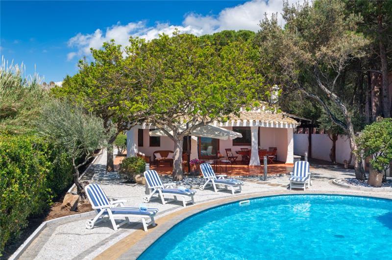 Beachfront villa in Sardinia, photograph 23