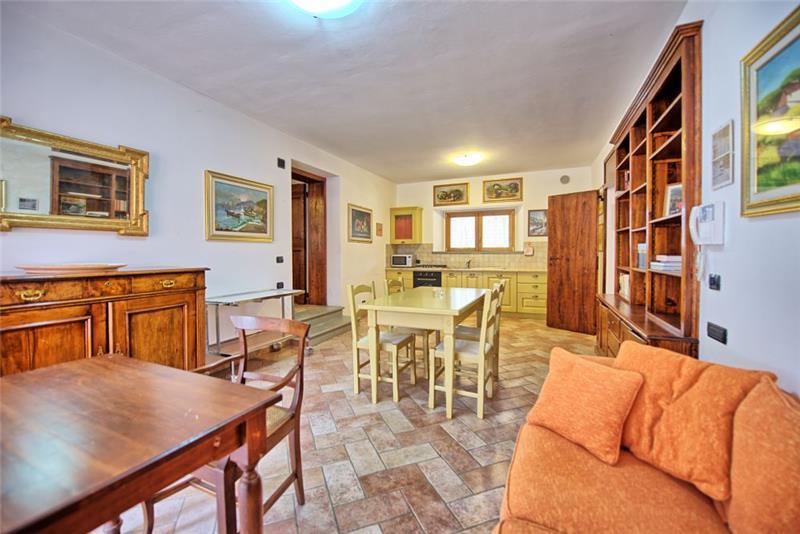 Sea-view villa in Umbria, photograph 16