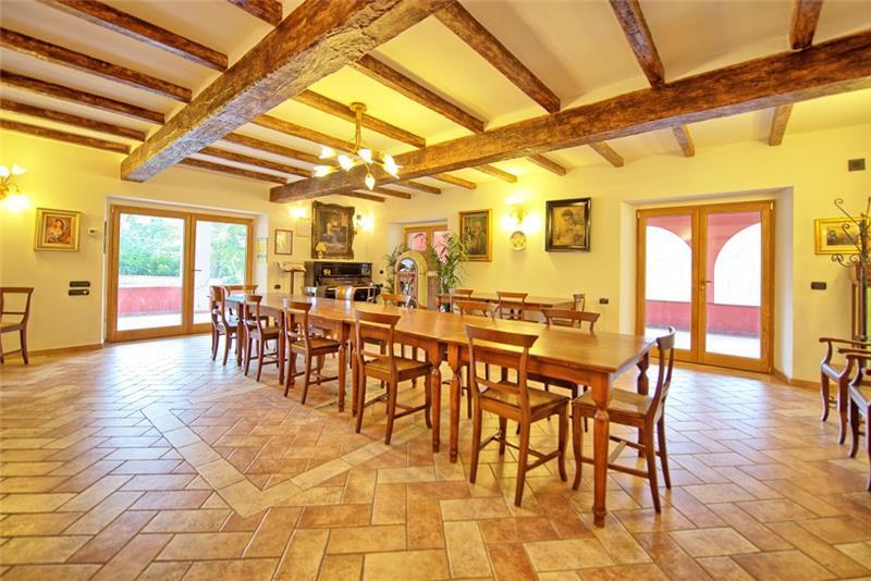 Sea-view villa in Umbria, photograph 22