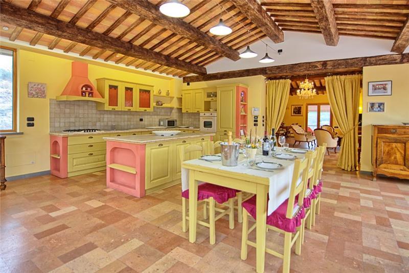 Sea-view villa in Umbria, photograph 13