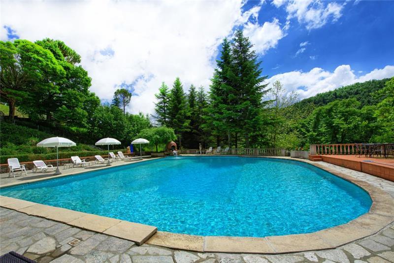 Sea-view villa in Umbria, photograph 4