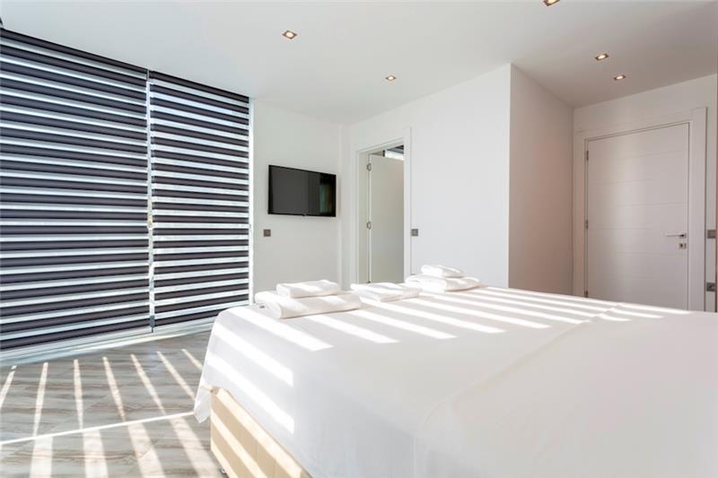Sea-view villa in Kalkan, photograph 19