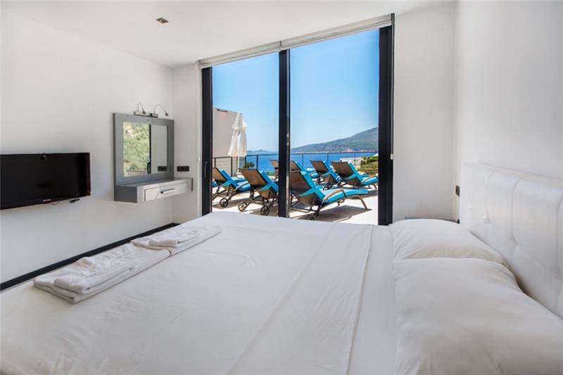 Sea-view villa in Kalkan, photograph 10
