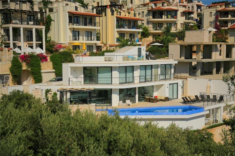 Sea-view villa in Kalkan, photograph 5