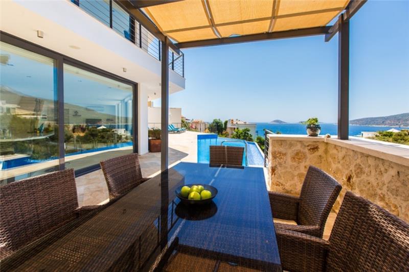 Sea-view villa in Kalkan, photograph 4