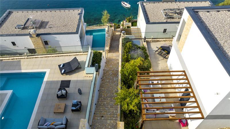 Beachfront villa in Vinisce, photograph 5