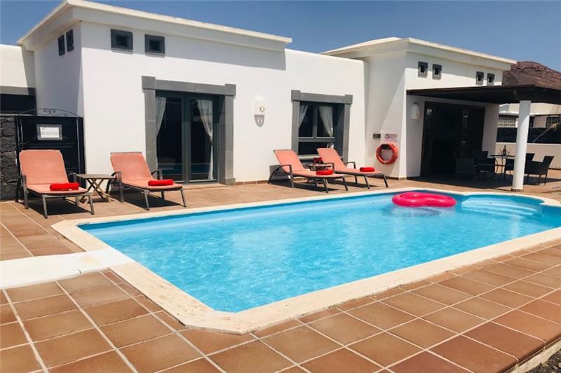 Villa in Lanzarote, photograph 3