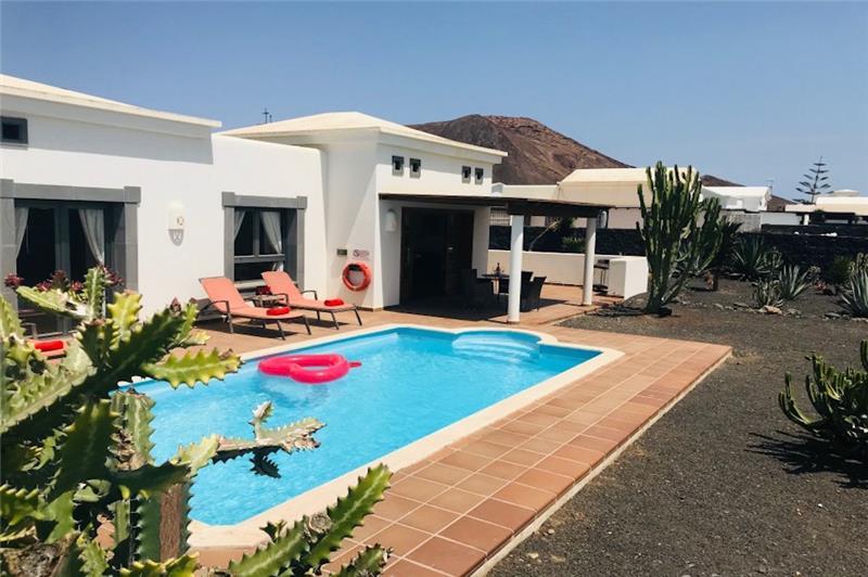Villa in Lanzarote, photograph 2