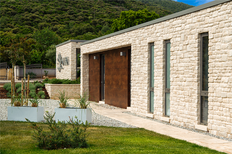 Beachfront villa in Korčula Town, photograph 4
