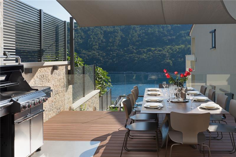 Sea-view villa in Labin, photograph 11