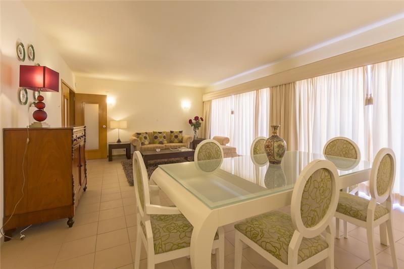 Sea-view villa in Sao Rafael, photograph 4