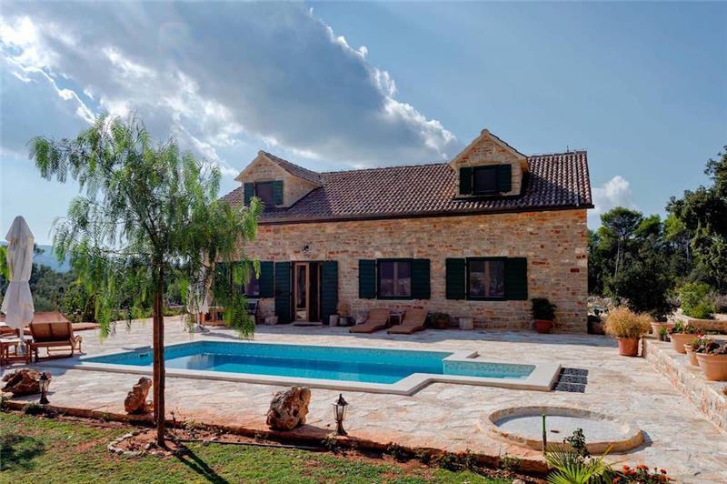 Villa in Stari Grad (Hvar), photograph 5