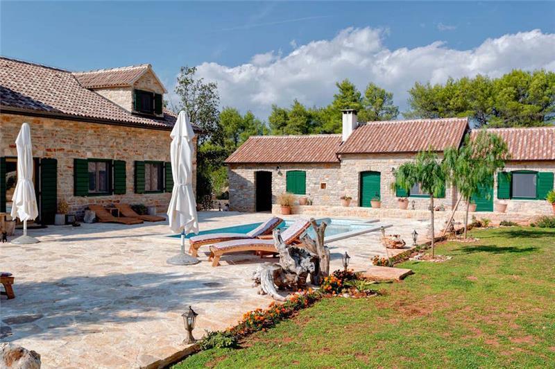 Villa in Stari Grad (Hvar), photograph 7