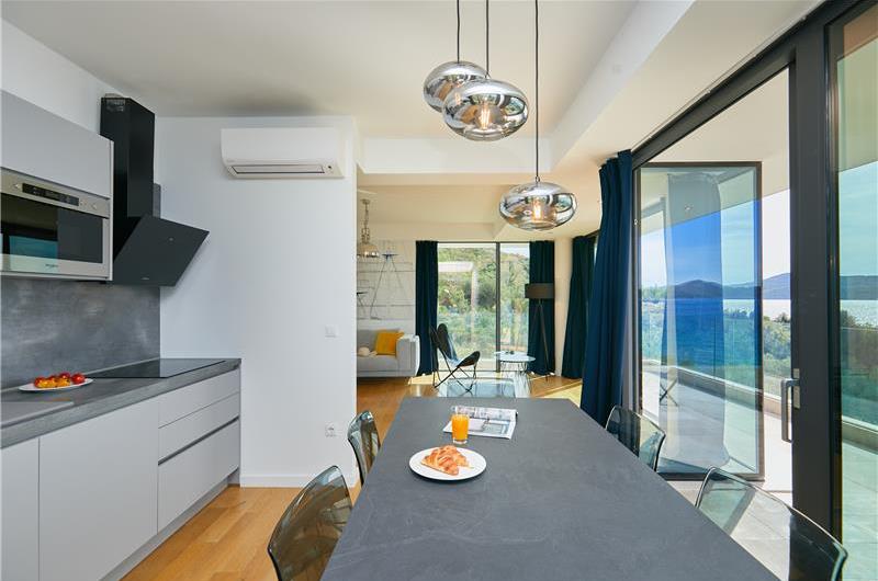 6 Bedroom Seafront Villa with Pool near Slano, Sleeps 12-14