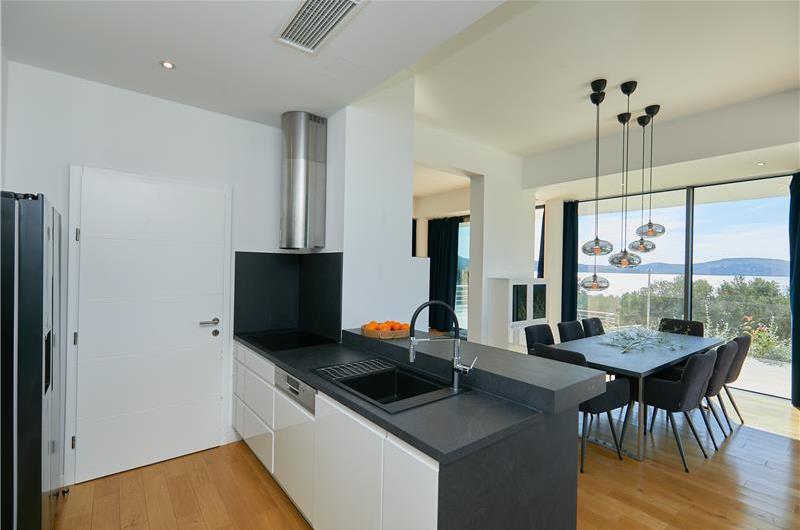 6 Bedroom Seafront Villa with Pool near Slano, Sleeps 12-14