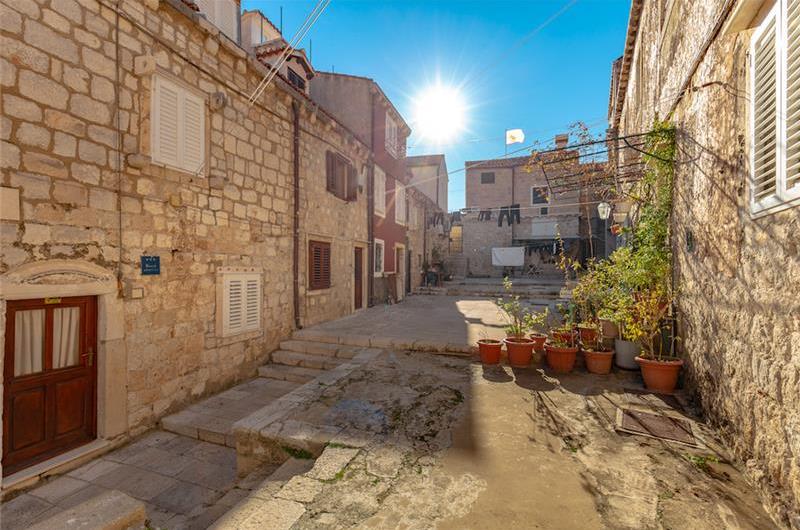 Studio Apartment with Terrace in Dubrovnik Old Town, Sleeps 2