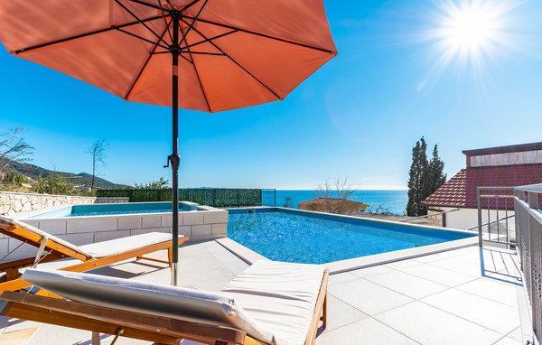 Sea-view villa in Orebic, photograph 18