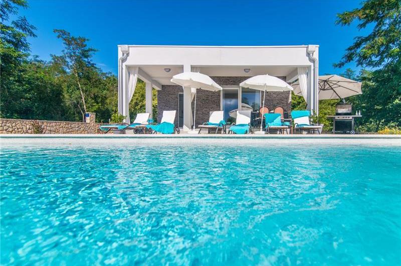 3 Bedroom Istrian Villa with Pool near Rabac, Sleeps 6