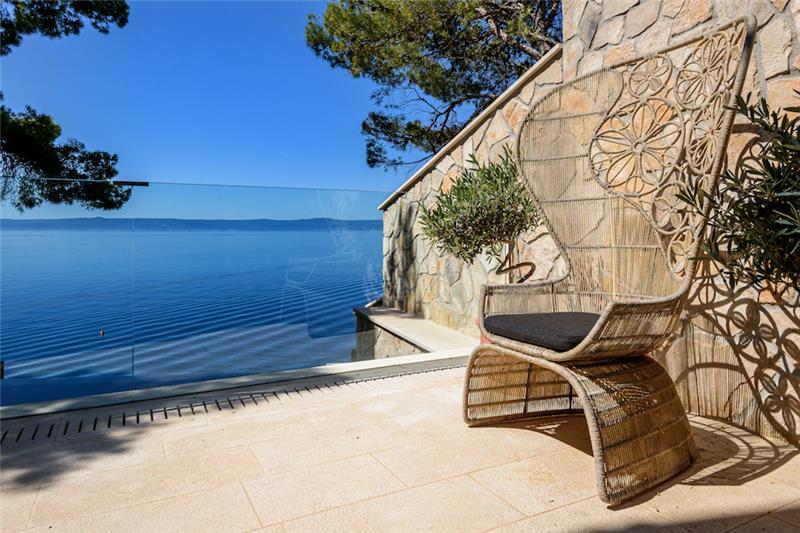 Beachfront villa in Selca, photograph 11