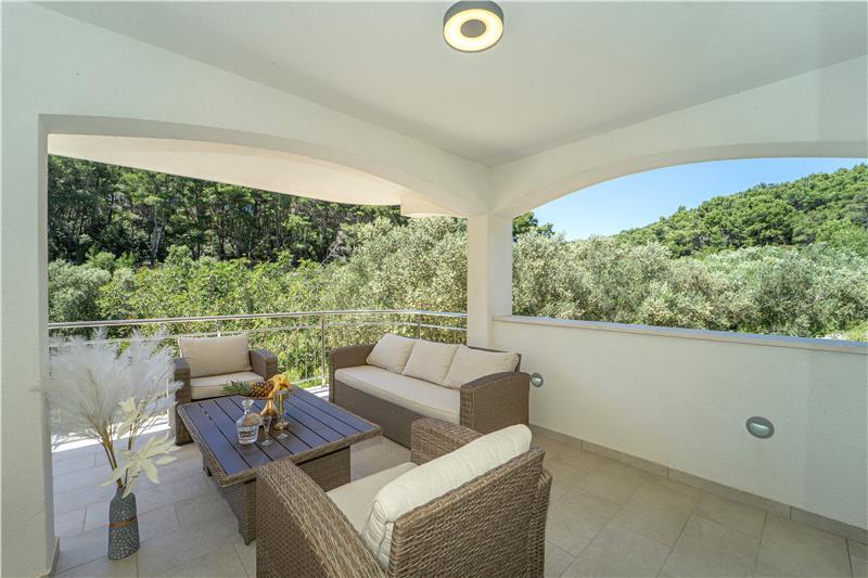 Beachfront villa in Vela Luka, photograph 24