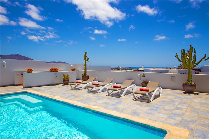 Sea-view villa in Lanzarote, photograph 21