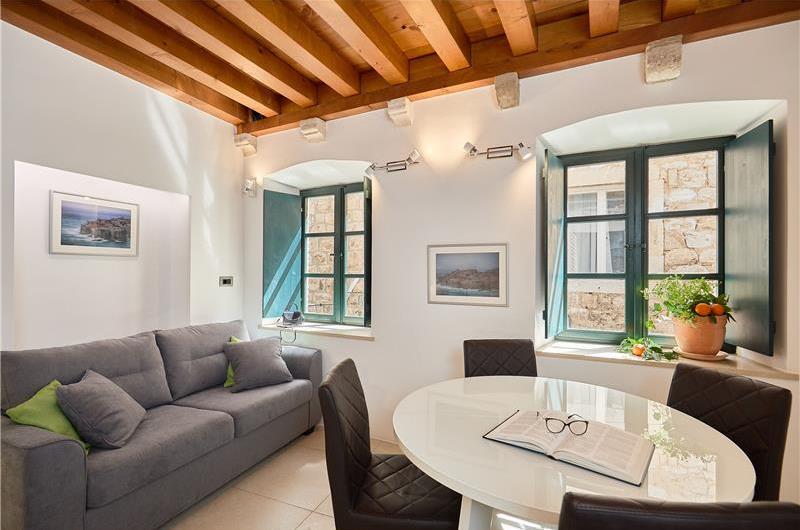 2 Bedroom Apartment in the centre of Dubrovnik Old Town, Sleeps 4