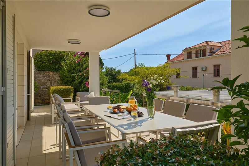 Sea-view villa in Zaton, photograph 7