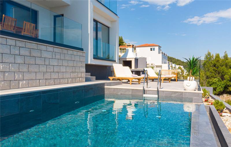 Beachfront villa in Smokvica, photograph 4