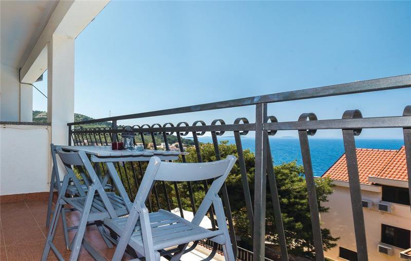 Beachfront villa in Primosten, photograph 6