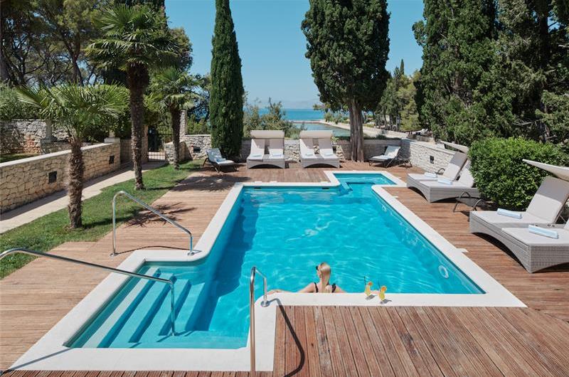 7 Bedroom Extensive Beachfront Villa with Heated Pool in Supetar, Brac Island, Sleeps 14