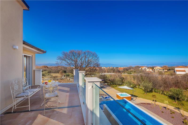 Villa in Krk Island, photograph 4