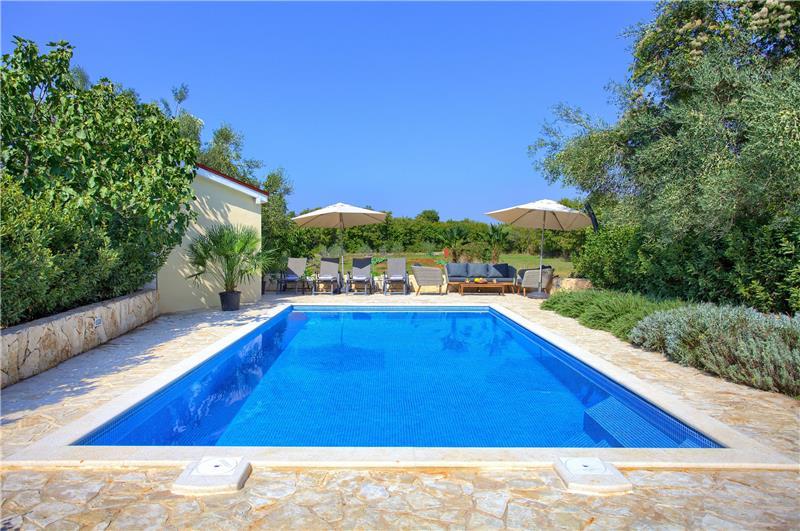 Villa in Krk Island, photograph 6