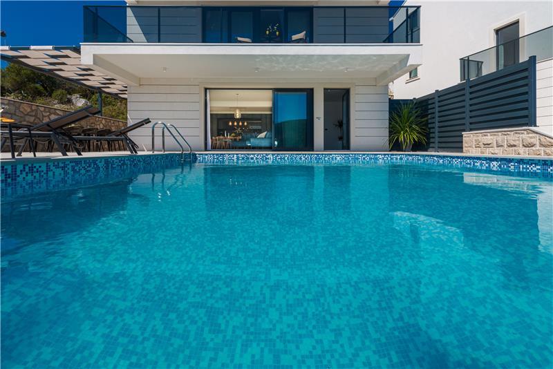 Beachfront villa in Slano, photograph 7