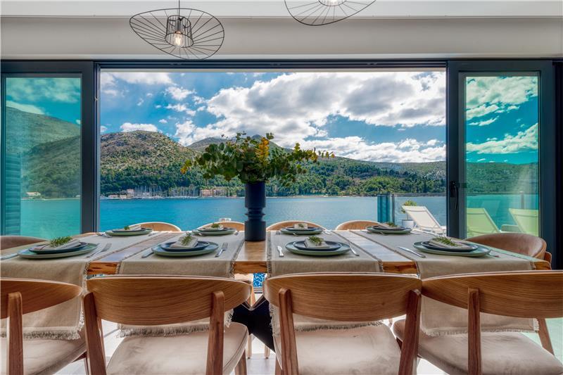 Beachfront villa in Slano, photograph 16