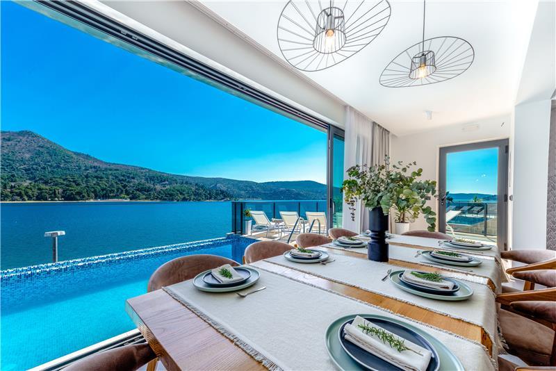 Beachfront villa in Slano, photograph 18