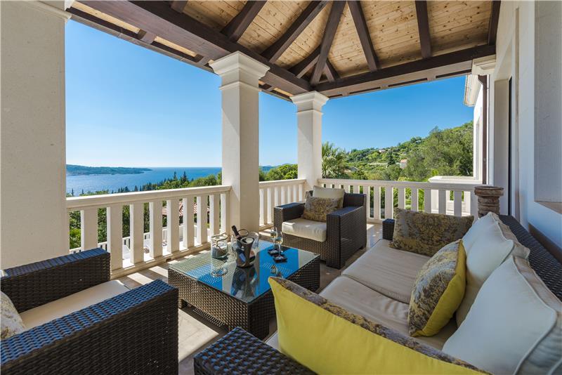 Sea-view villa in Trsteno, photograph 24