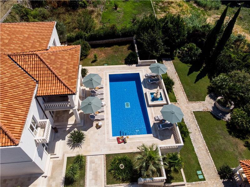 Sea-view villa in Trsteno, photograph 4