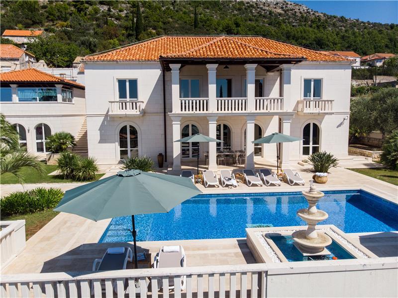 Sea-view villa in Trsteno, photograph 16