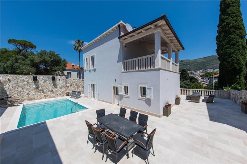 Villa in Babin Kuk, photograph 2