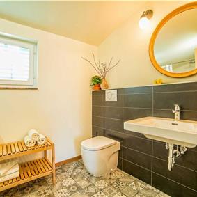 2 Bedroom Villa with Pool near Umag, sleeps 4